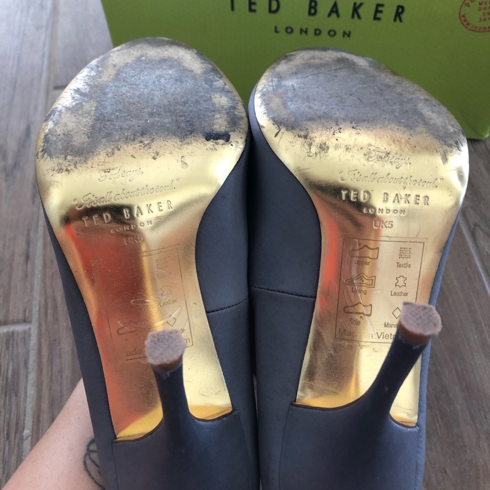 Ted Baker BEAUTIFUL Cinderella Shoes size 7 US - Picture 5 of 6